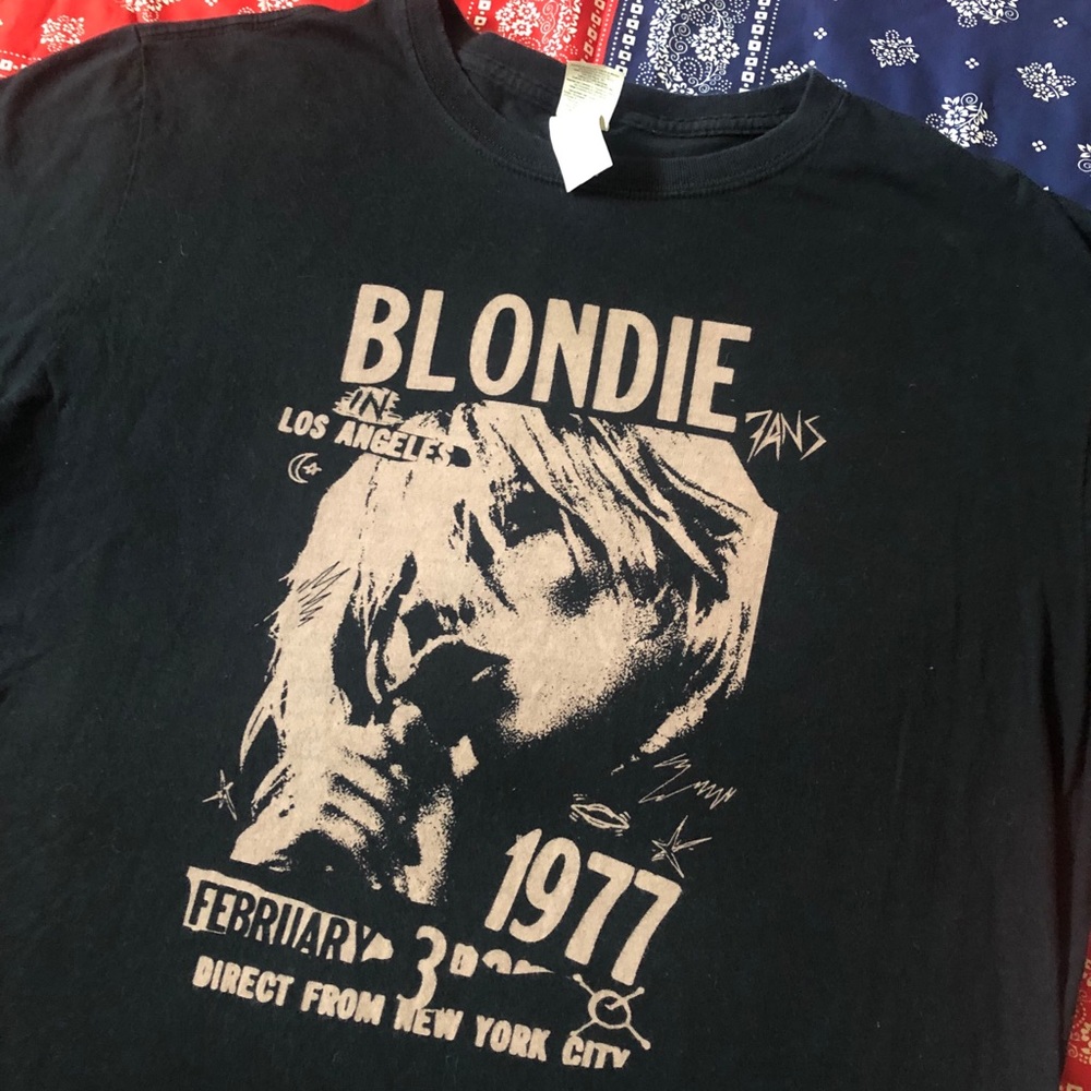 Sold - Picture 2 of 3